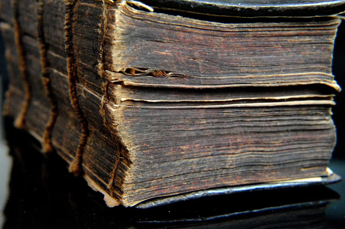 A Beginner's Checklist for Reading Primary Sources in Mythology